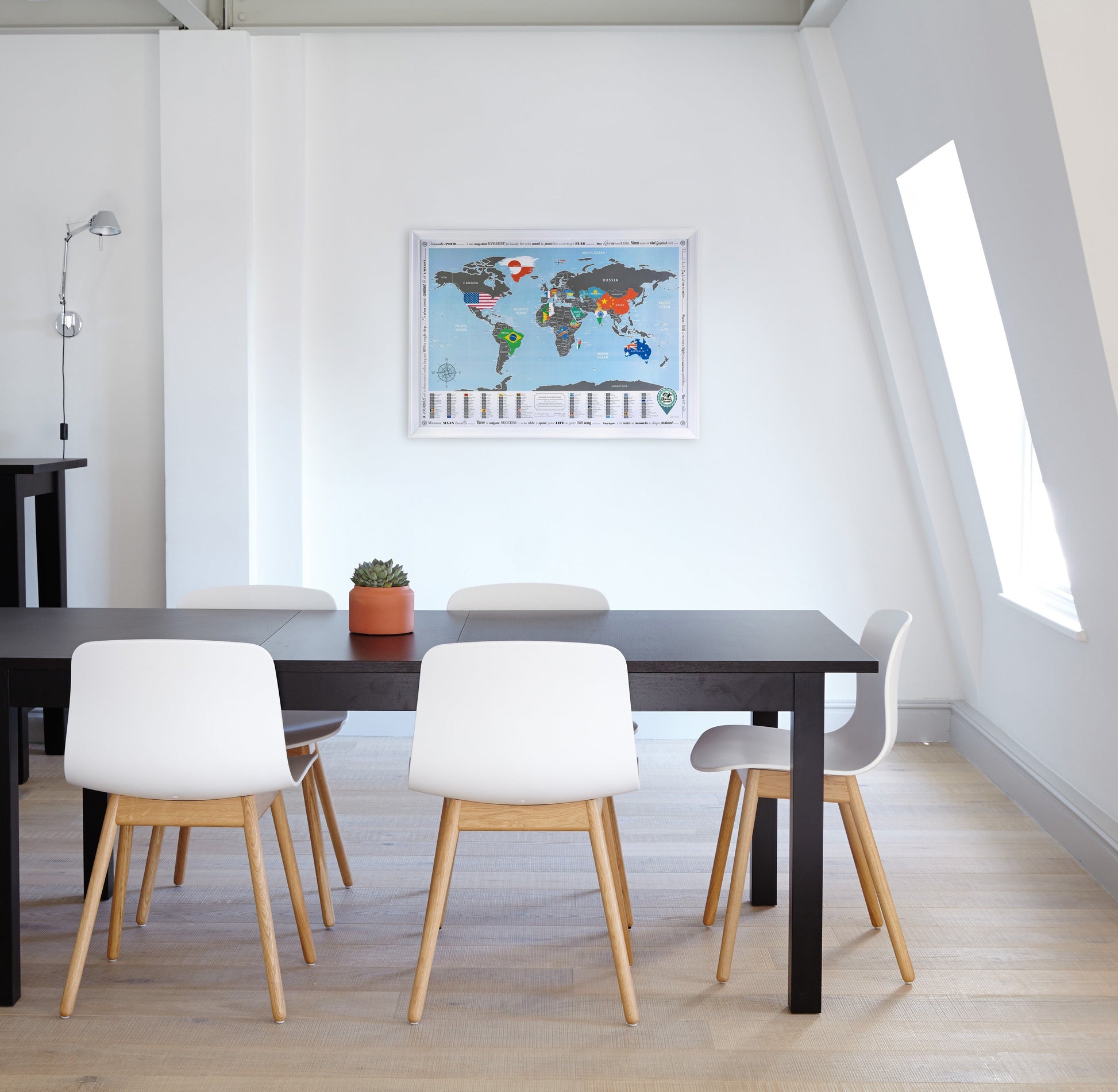 Mapa del mundo para rascar con banderas